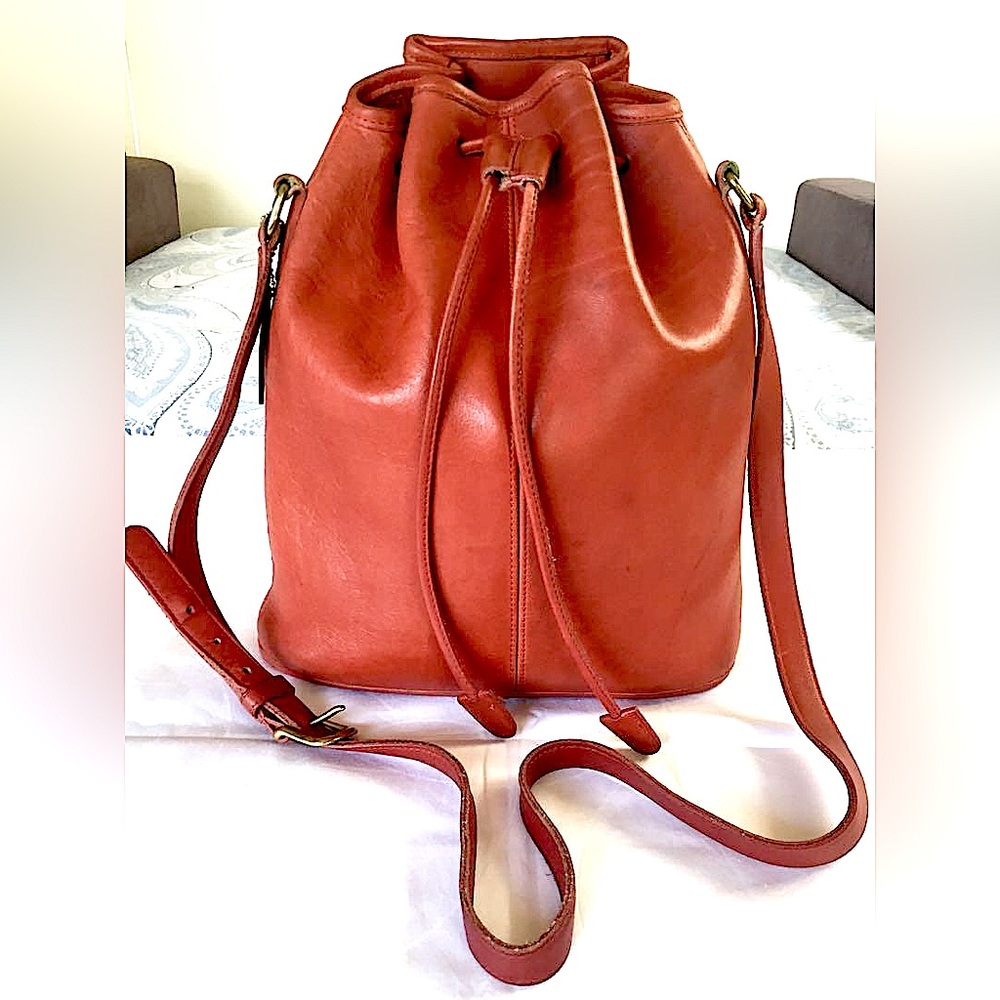 Coach — Nicholas Drawstring Bucket Crossbody Bag